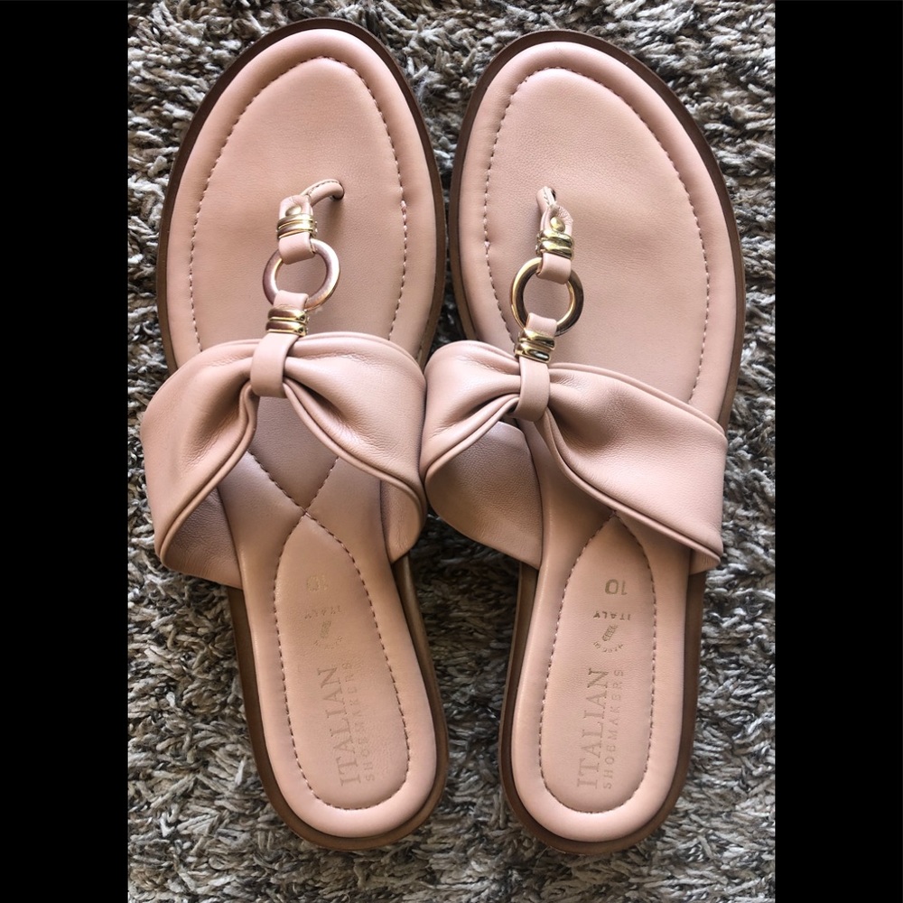Pink leather sandals